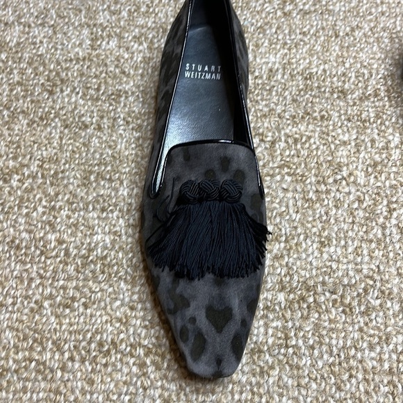 Stuart Weitzman Leopard Print Loafers with Tassels - Picture 3 of 10
